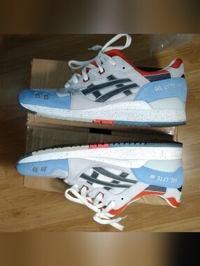 ASICS Red, Blue, And White GEL Lyte III 3 Classic Sneaker Shoes - Men's 12